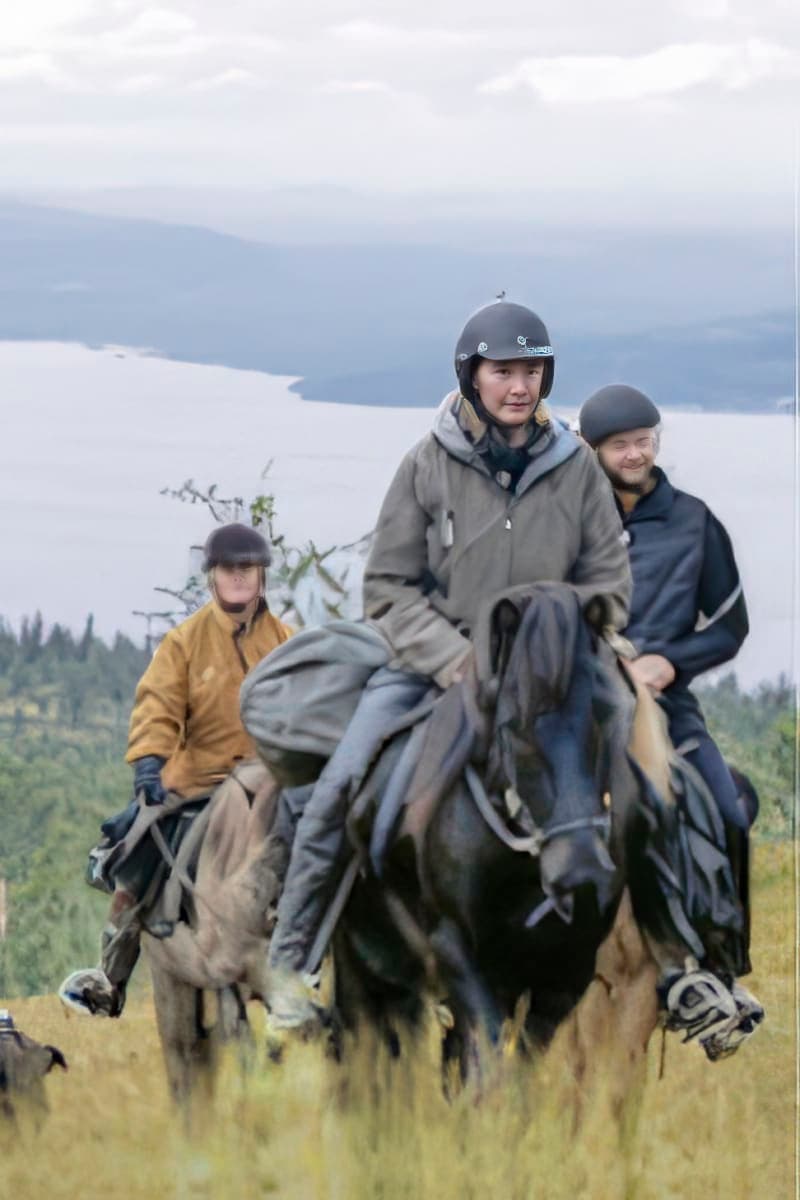 Horseback riding in the mountains